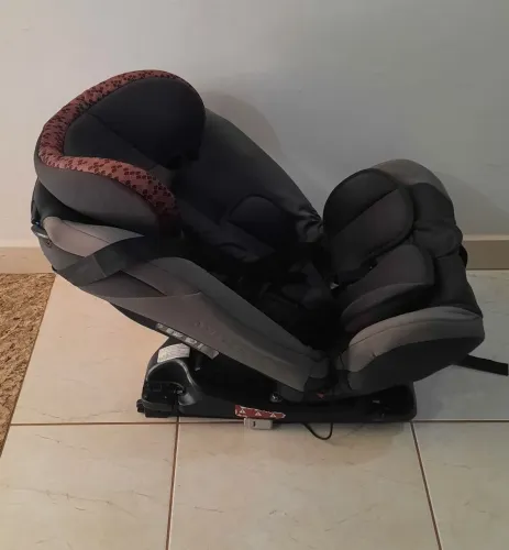 Cadeirinha de carro Fischer price Rna36kg Higienizada isofix 