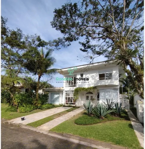 Oportunidade! Casa de Alto Padrão com 5 Suítes no Condomínio Hanga Roa - Vista Linda - Ber