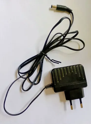 Kit 100 Fontes de Alimentação 12V - 1.0 a 2.5A