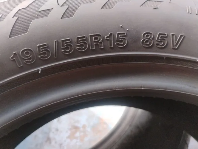 Pneu aro 15. 195/55/15