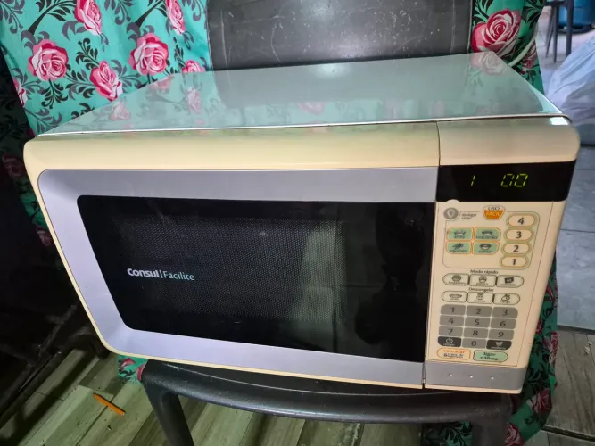 Microondas Consul 21L