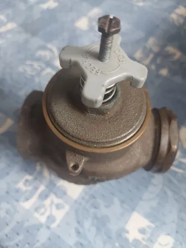 Base p/Válvula de Descarga Hidra 1 1/2