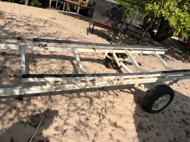 Carretinha Ferro pra Lancha