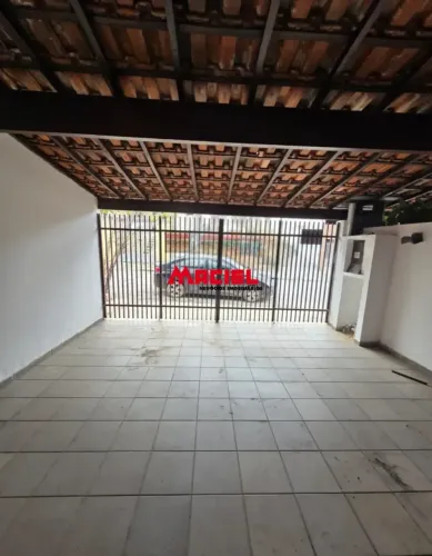 ET| Casa/Padrão - Residencial - No bairro Bosque dos Eucaliptos