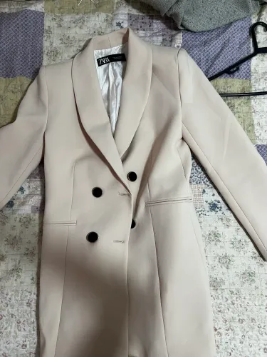 Blazer small cor bege marca zara