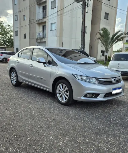 Honda Civic Sedan LXS 1.8/1.8 Flex 16V Aut. 4P 2014