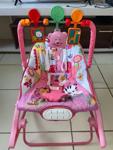 Cadeira para bebê e criança