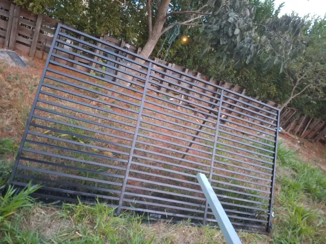 Pedreiro e Serralheiro