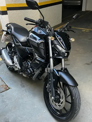 Abaixo da Fipe Yamaha Fazer FZ 15 ABS 2023. Tirada na Motomania moto em estado de zero km