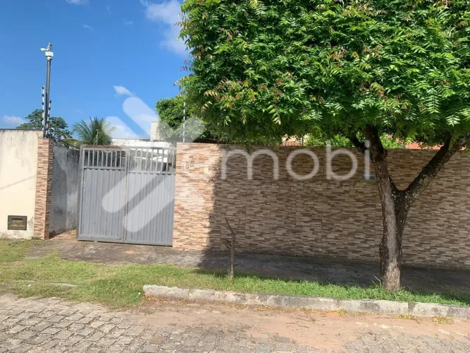 Excelente casa em Nova Parnamirim- 3 quartos sendo 1 suíte mais escritório