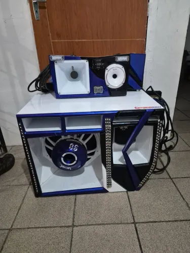 Som automotivo