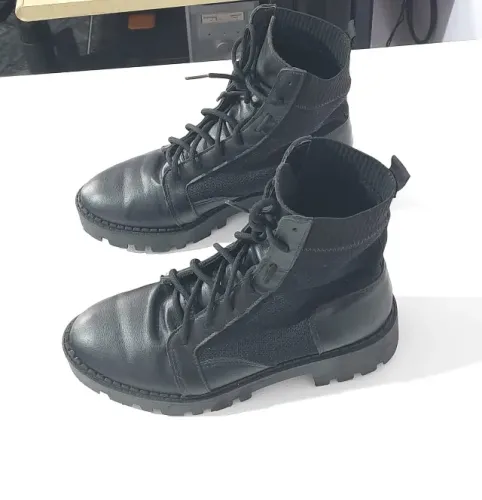 Bota Moleca Preta Feminina 37 Sola Tratorada Cano Médio