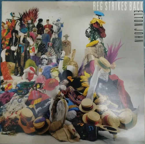 LP Elton John reg Strikes back importado classic rock pop New jazz