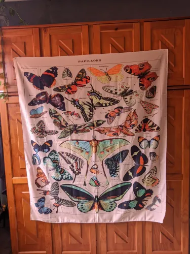 Tapeçaria de borboletas<br>Tamanho 150x130cm