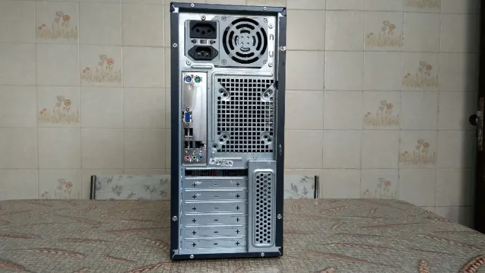 Cpu Intel 3,00Ghz,8Gb Memoria,500Gb,Impécavel