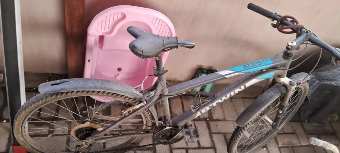Bicicleta 120,00 pra vir buscar hoje
