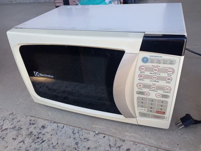 Microondas Electrolux 20 litros