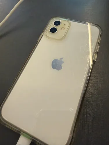 VENDO IPHONE 11