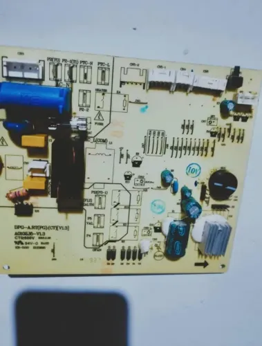 PLACA DE AR CONDICIONADO SPLIT AGRATTO, IDEAL PARA UNIDADES DE 12.000 BTUS