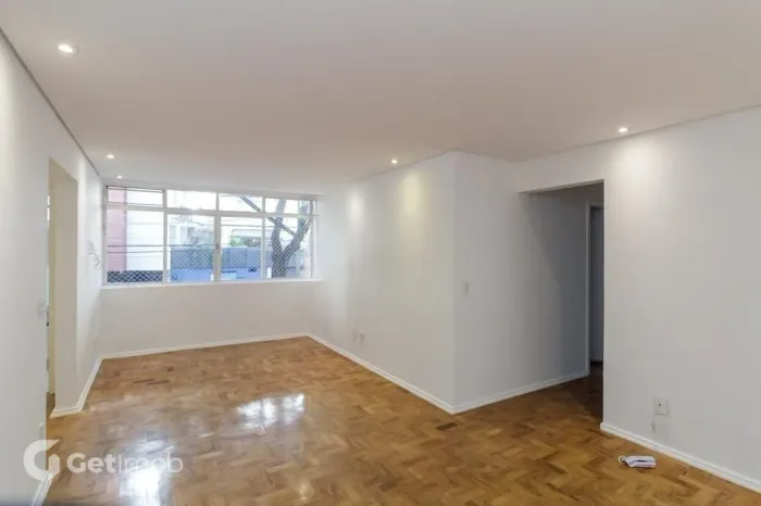 Apartamento Reformado à Venda em Higienópolis: 105m², 2 Quartos e 1 Vaga na Rua Dona Verid