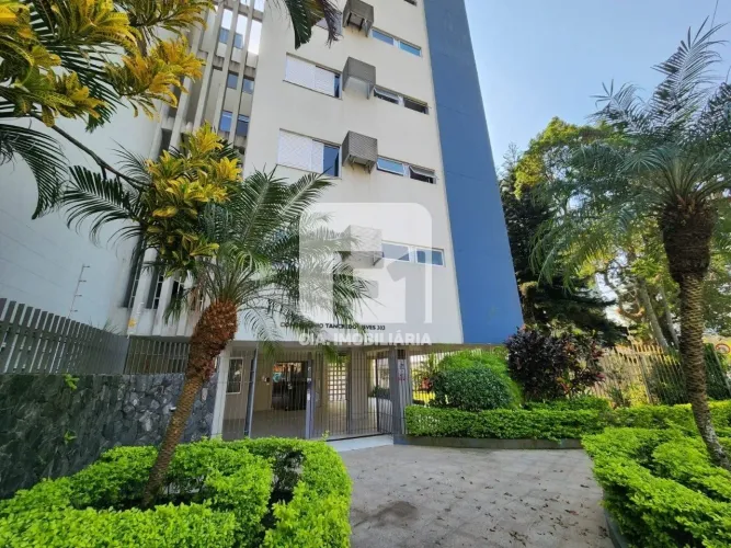 Apartamento à venda com 3 dormitórios na Trindade