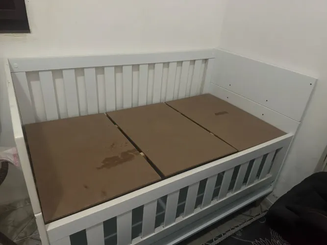 Vendo Berço branco infantil