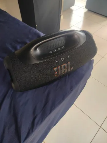 Caixa bomboxx JBL 4 original qualidade impressionante
