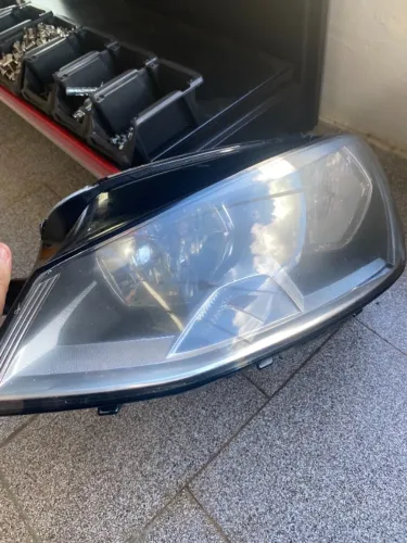Farol Original Golf Usado Lado Direito MK7 2014 a 2017