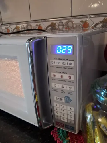Microondas 34 litros Eletrolux