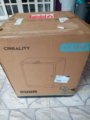 Vendo Creality K1 MAX Impressora 3D, nova na caixa lacrada.