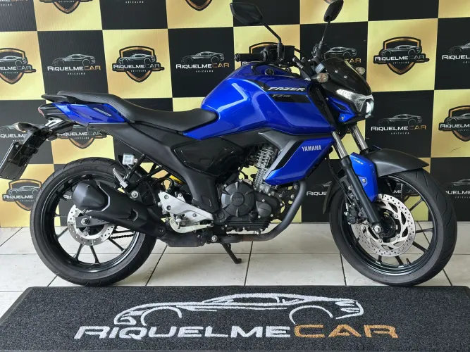 FAZER 150cc FZ15 2023 5mil km ÚNICO DONO