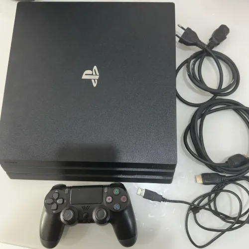 Ps4 pro 1 tera usado