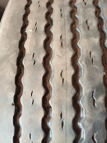 2 pneus 295/80R22.5 recapados -1000 cada