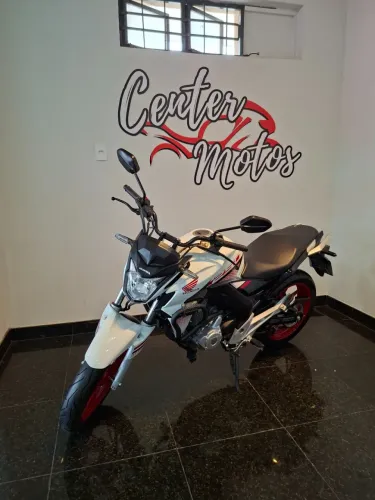 HONDA CB 250 TWISTER BRANCO 2022
