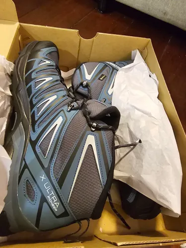 Bota Salomon Untra Pionner novo