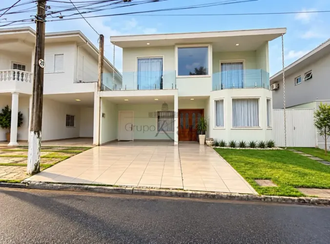 Casa em Condomínio - Condomínio Villaggio Villa Europa - Cidade Jardim - Jacareí - 4 Dormi