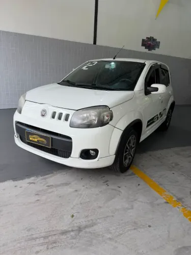 Fiat Uno Sporting 1.4 EVO Fire Flex 8V 4P 2012