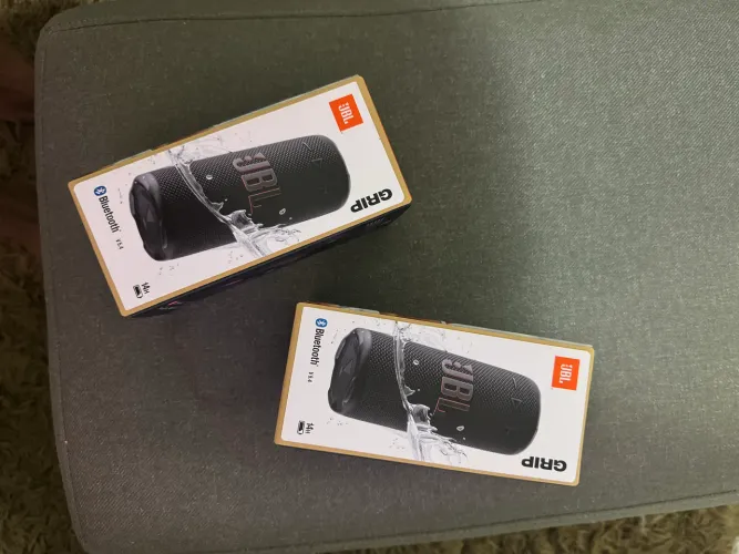 JBL Grip
