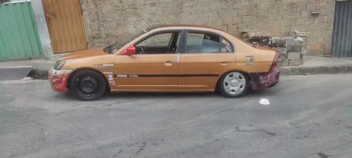 Honda Civic Sedan LX 1.7 16V 115cv Mec. 4P 2001