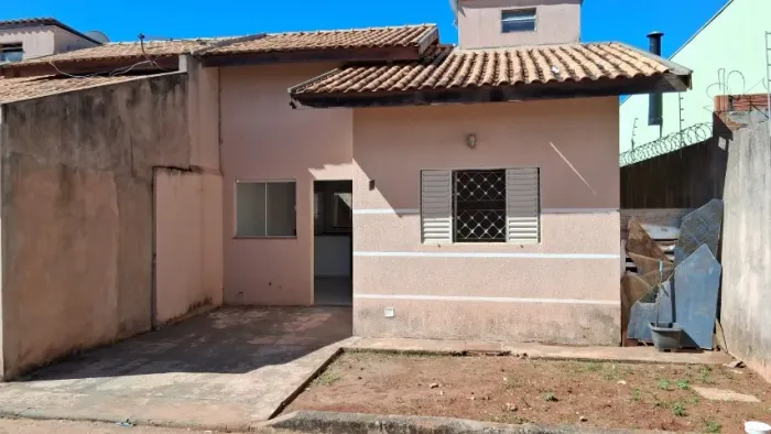 Casa em Condomínio Fechado Nova Campo Grande | 2 Quartos | Garagem | Lavanderia Coberta