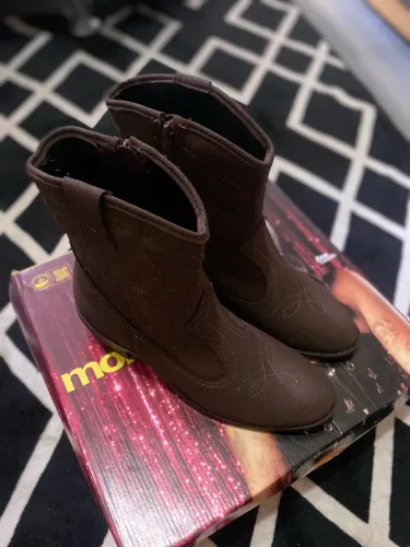 Bota Western Moleca Marrom Tam 35 - Nova na Caixa