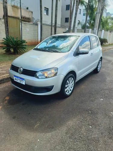 Volkswagen Fox 1.0 MI Total Flex 8V 5P 2010