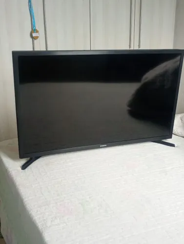 Tv 32 (pra trocar a tela) valor negociável pra vender urgente