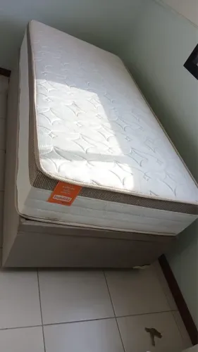 Cama box baú solteiro - muito nova