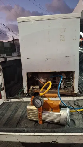 Servico gas para geladeira e pecas