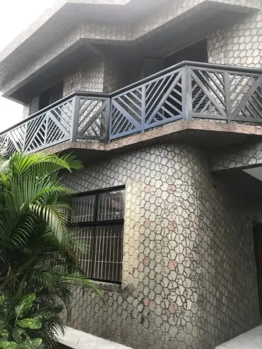 Sobrado para Locação possui 275 m² com 3 Dormitórios - Ocian - Praia Grande - SP