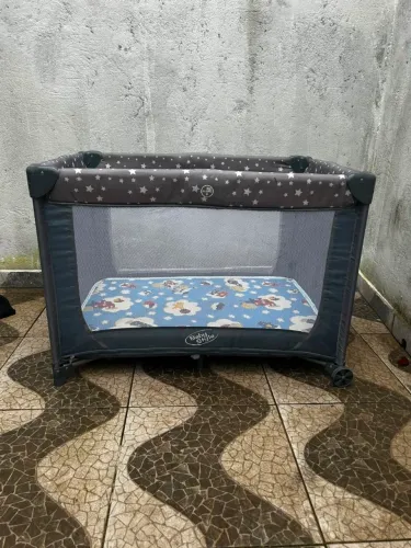 Quadrado berço (COM COLCHÃO)