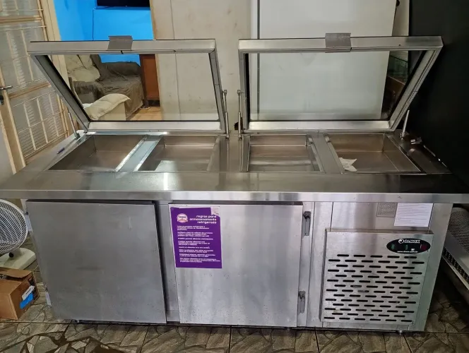 Balcão refrigerado inox com cubas inox condimentos.