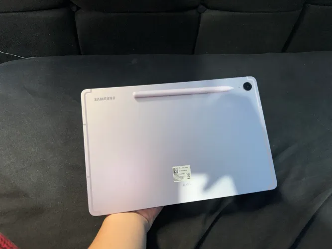 Samsung Galaxy Tab S9 FE 128 GB Roxo + S Pen + Teclado e Mouse Bluetooth