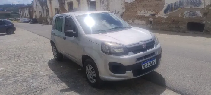 Fiat Uno Attractive 1.0 EVO Fire Flex 8V 5P 2020